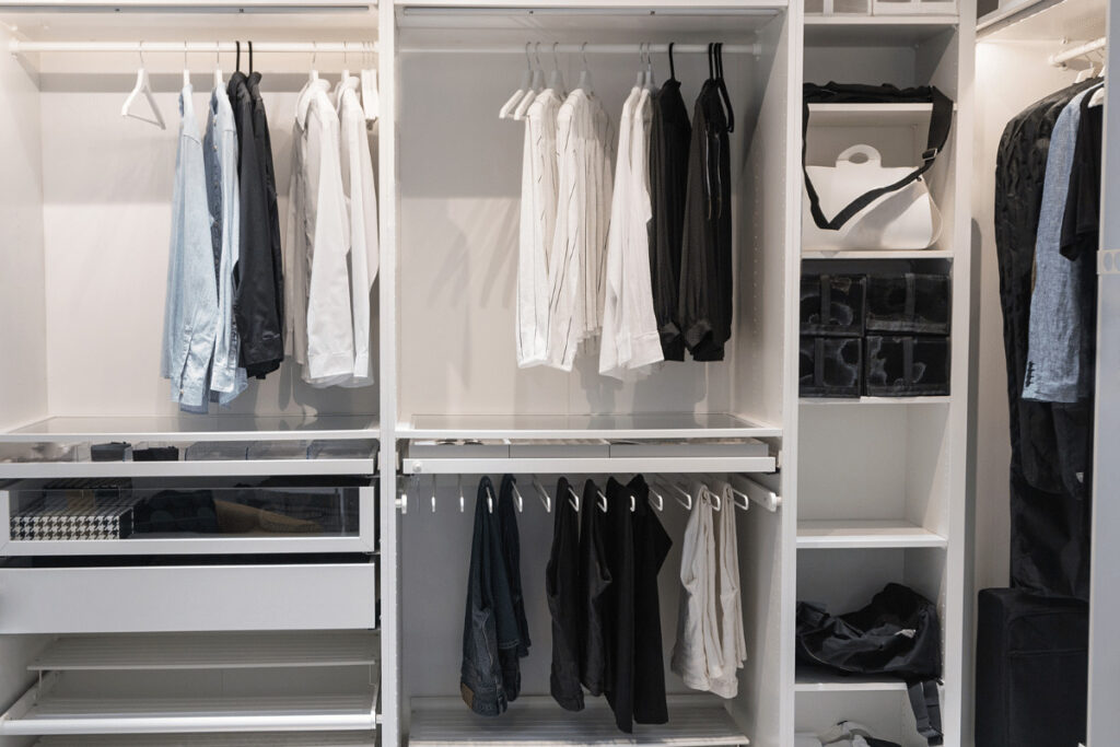 capsule wardrobe